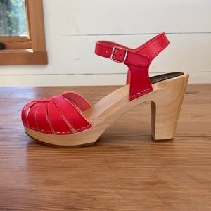 NWB Swedish Hasbeens Cross Strap Sky High